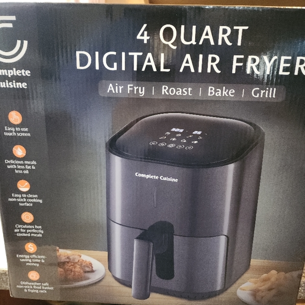 Black 4 Quart Digital Air Fryer